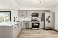 3061 Louise Avenue, Grove City, OH 43123