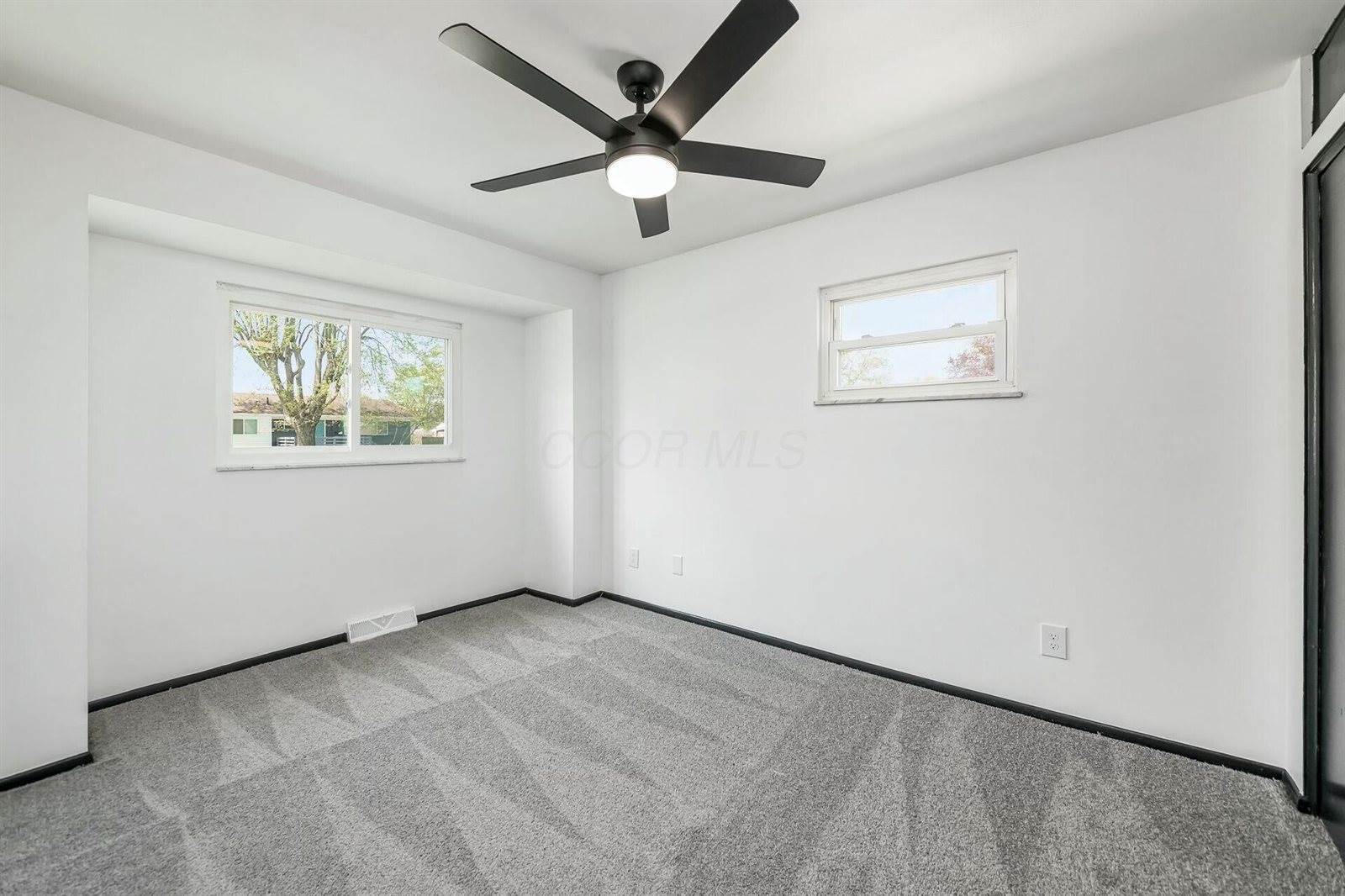 1148 South Yearling Road, Columbus, OH 43227