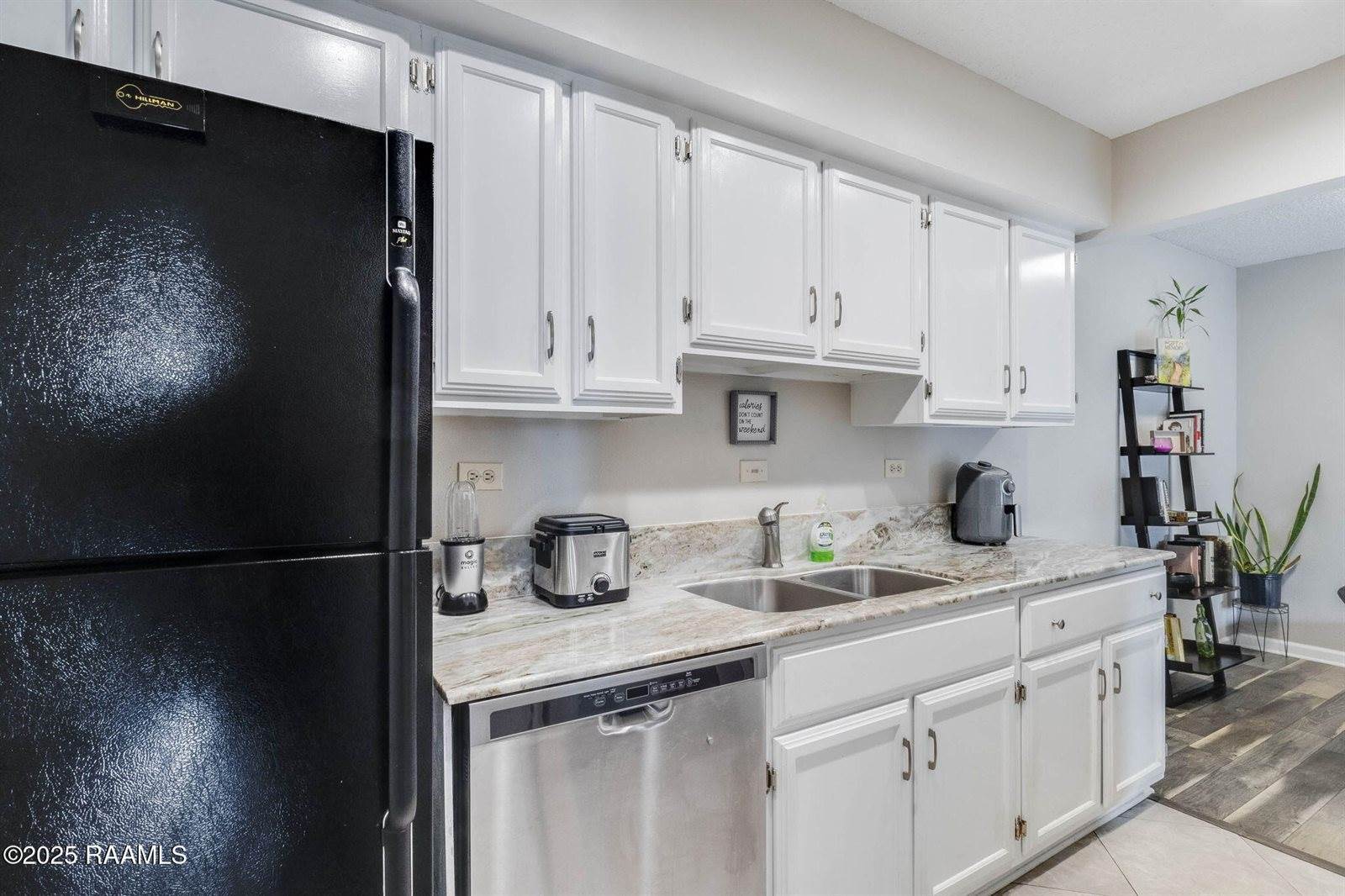 200 Lodge Drive, #210, Lafayette, LA 70506