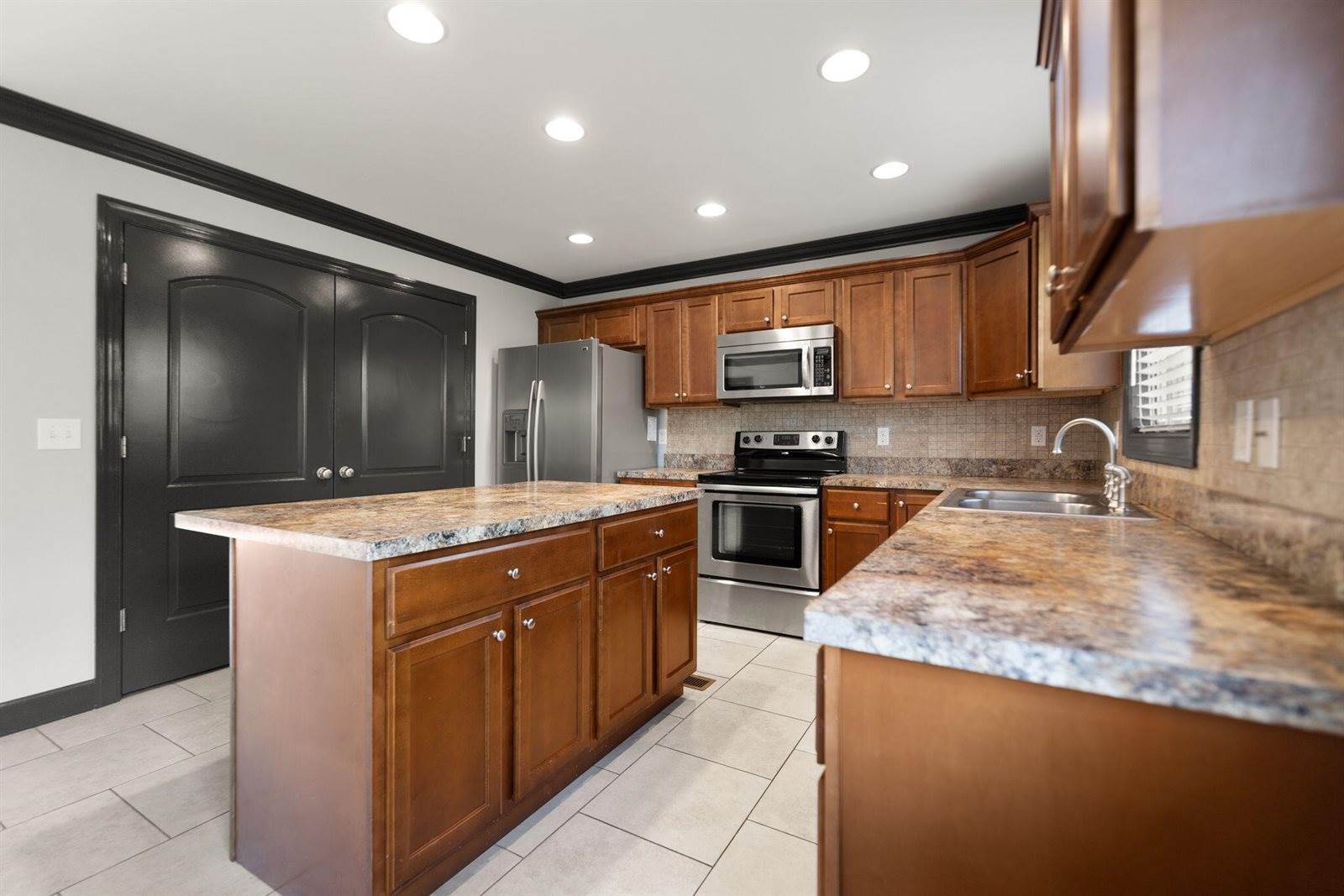 416 Scarlet Oak Drive, London, KY 40741