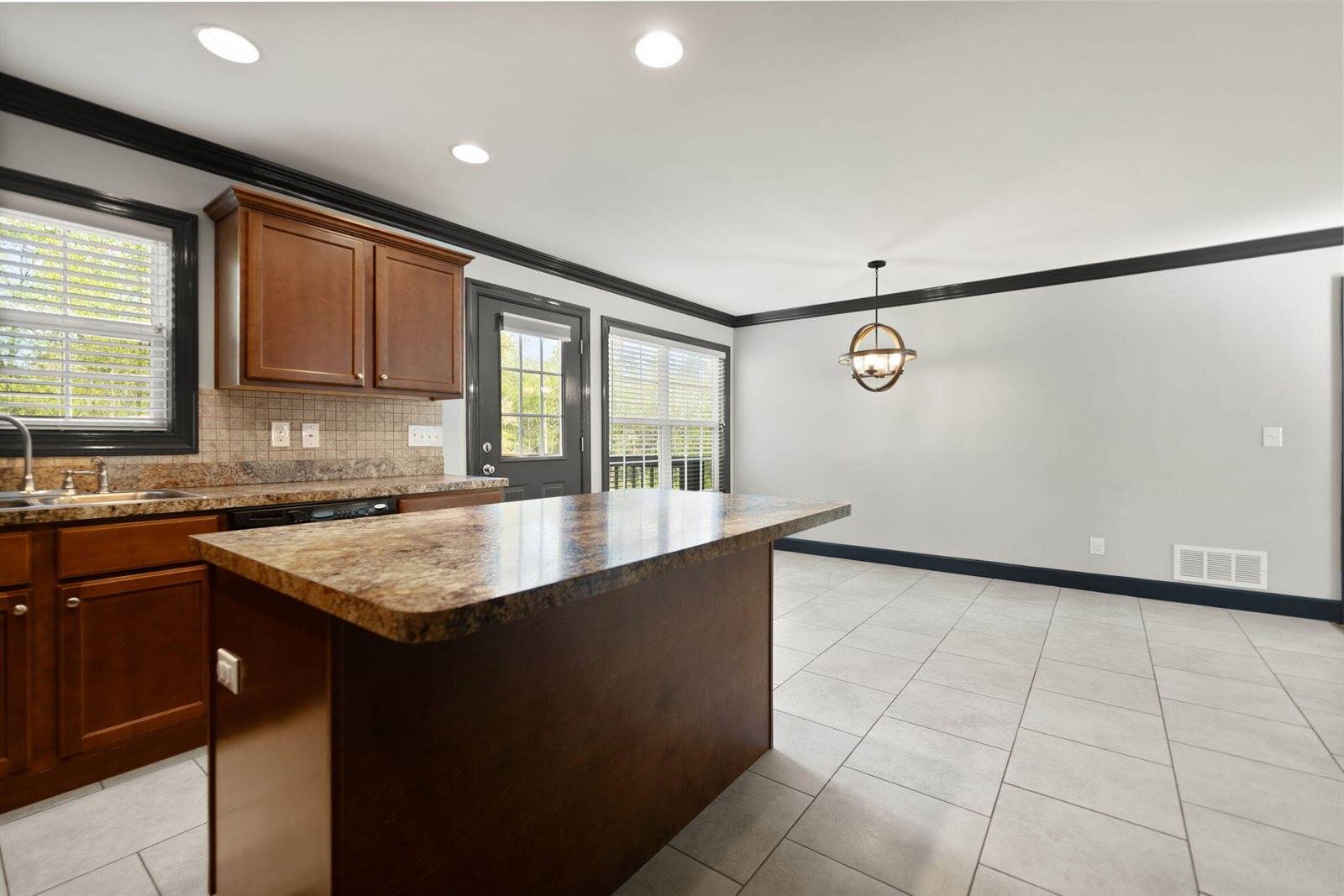 416 Scarlet Oak Drive, London, KY 40741