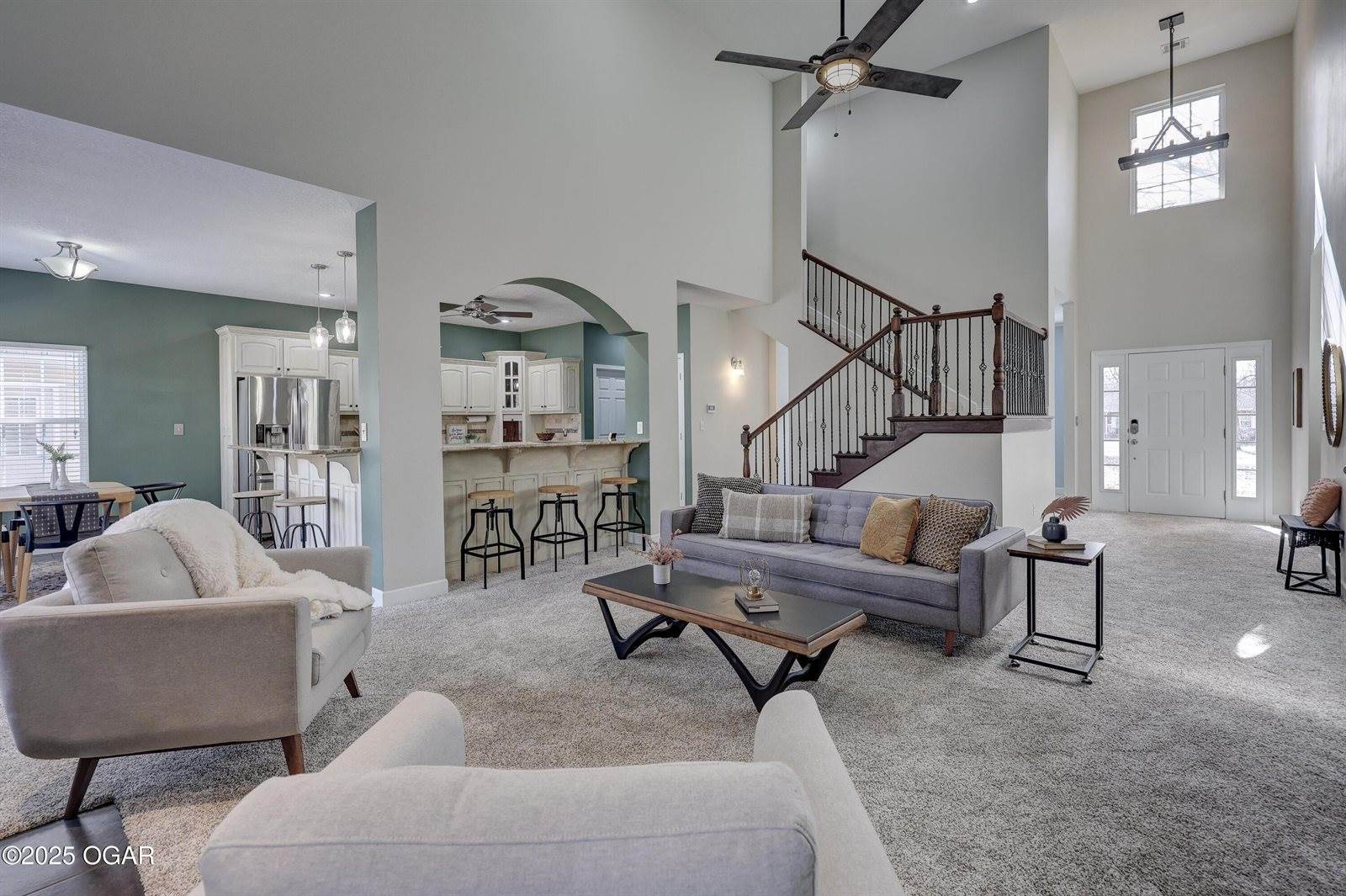 305 Crimson Oak Court, Joplin, MO 64801