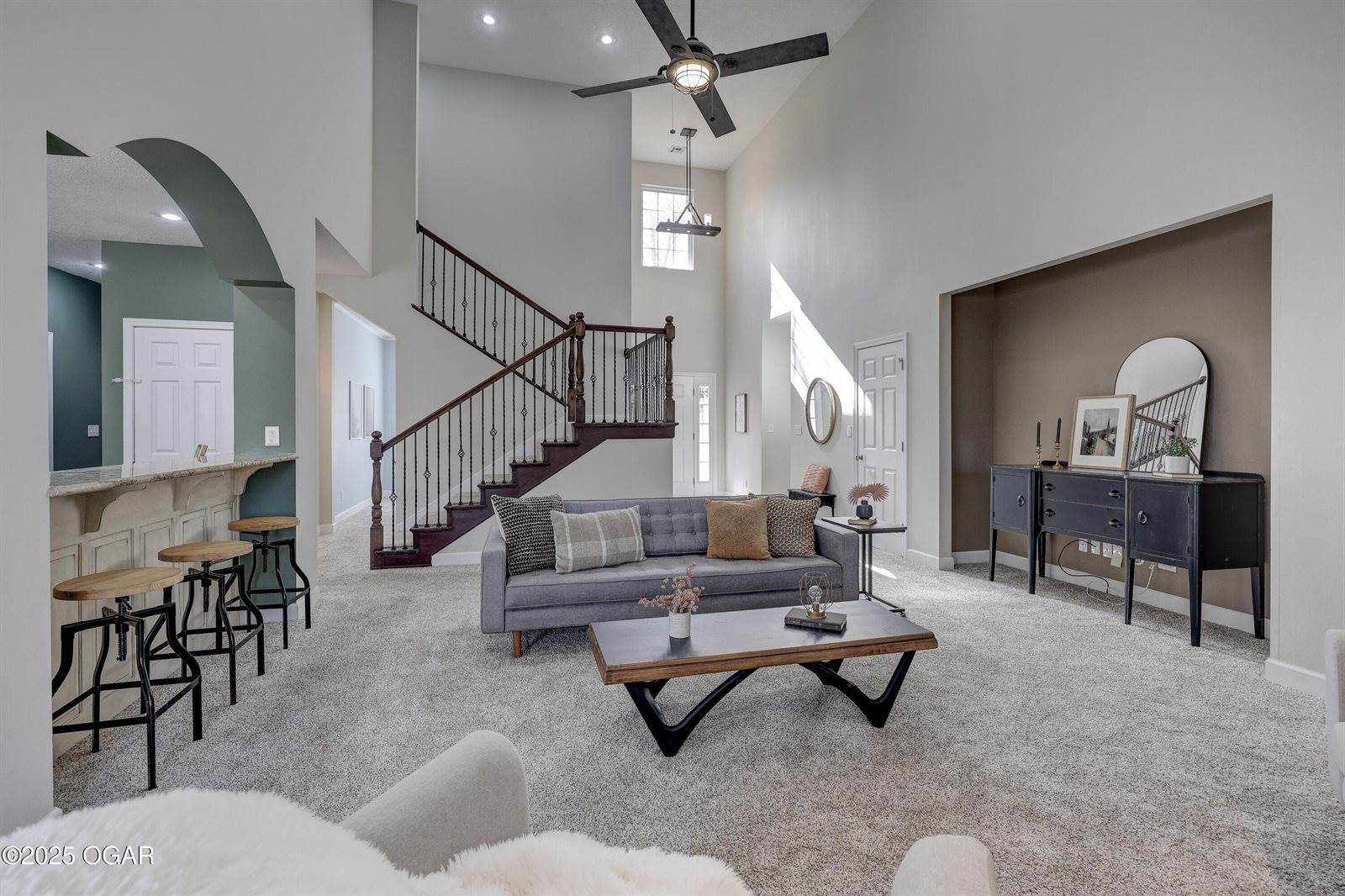 305 Crimson Oak Court, Joplin, MO 64801