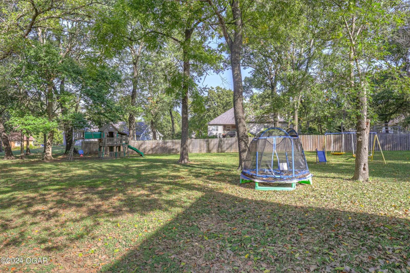 305 Crimson Oak Court, Joplin, MO 64801