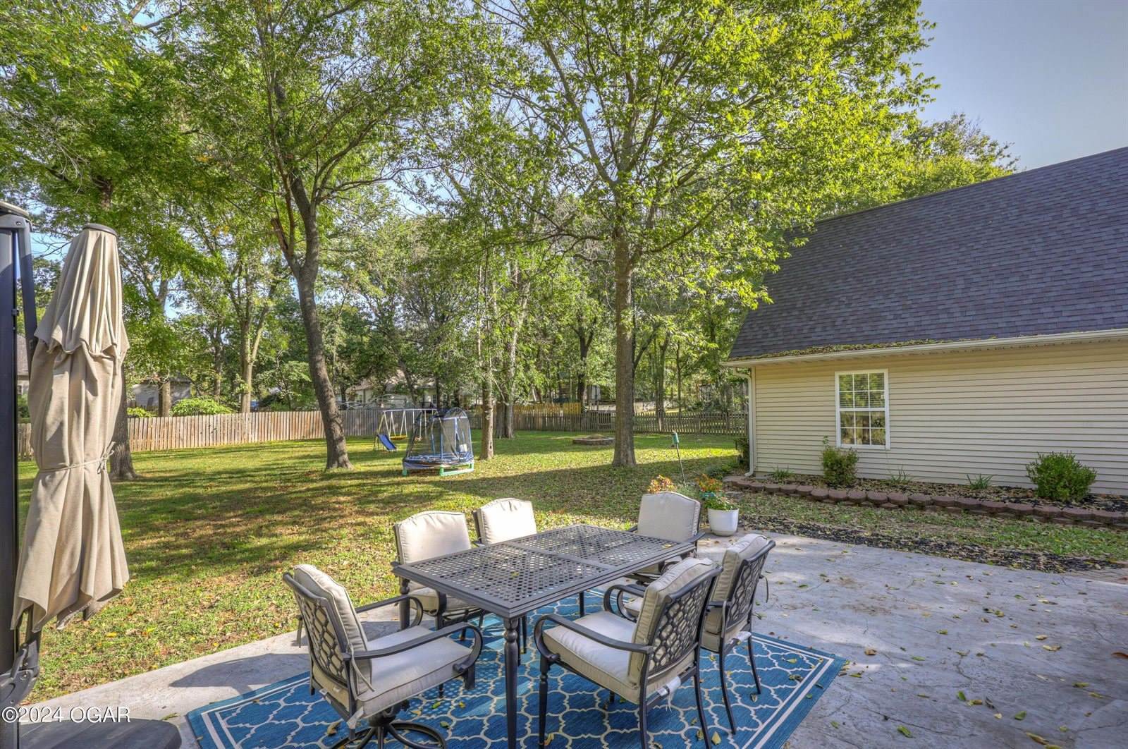 305 Crimson Oak Court, Joplin, MO 64801