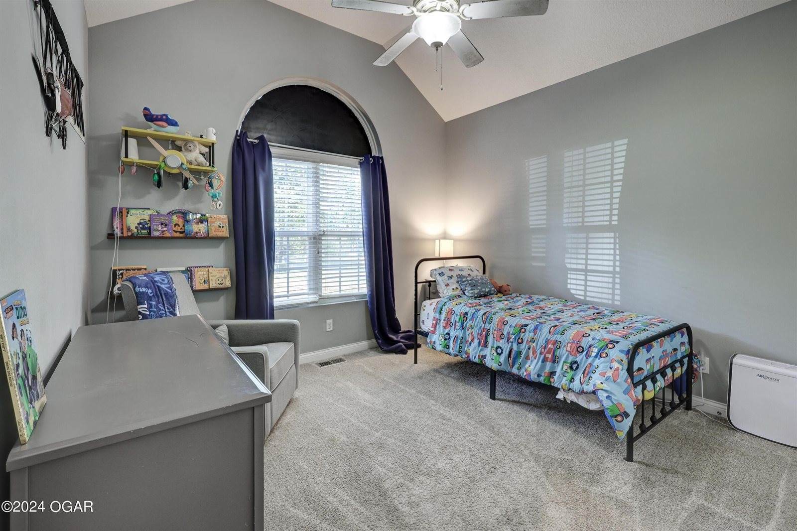 305 Crimson Oak Court, Joplin, MO 64801