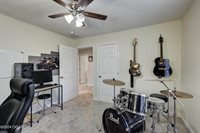 305 Crimson Oak Court, Joplin, MO 64801