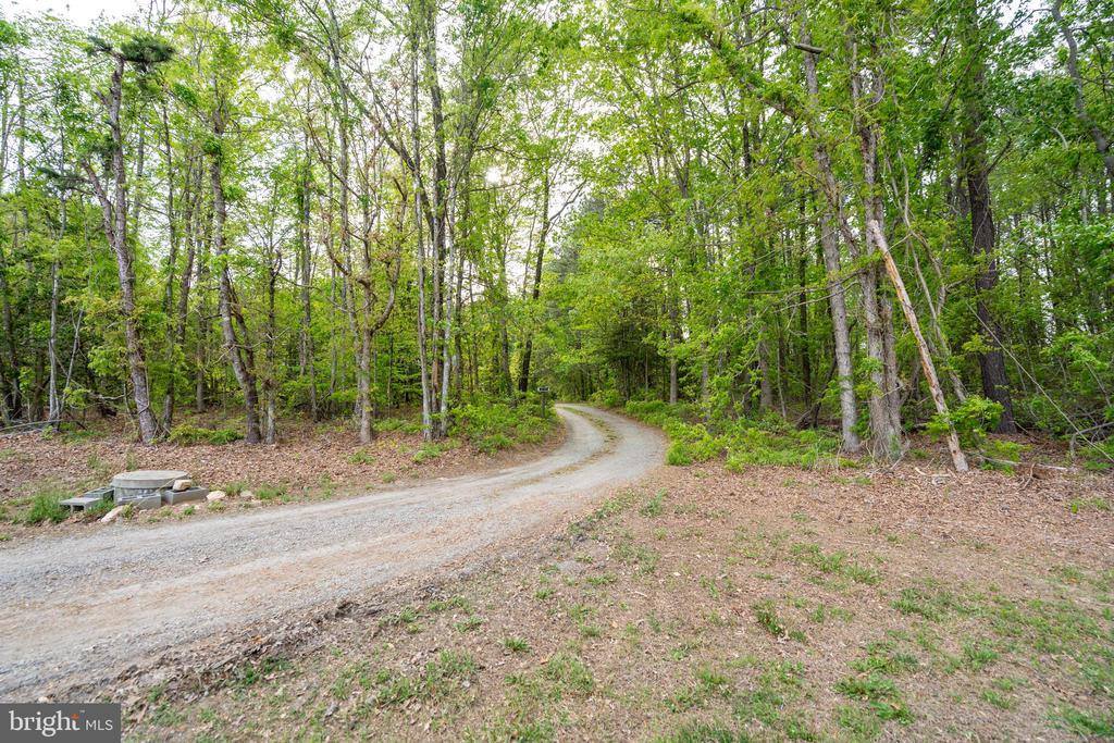 1235 Bethany Church Road, Bumpass, VA 23024