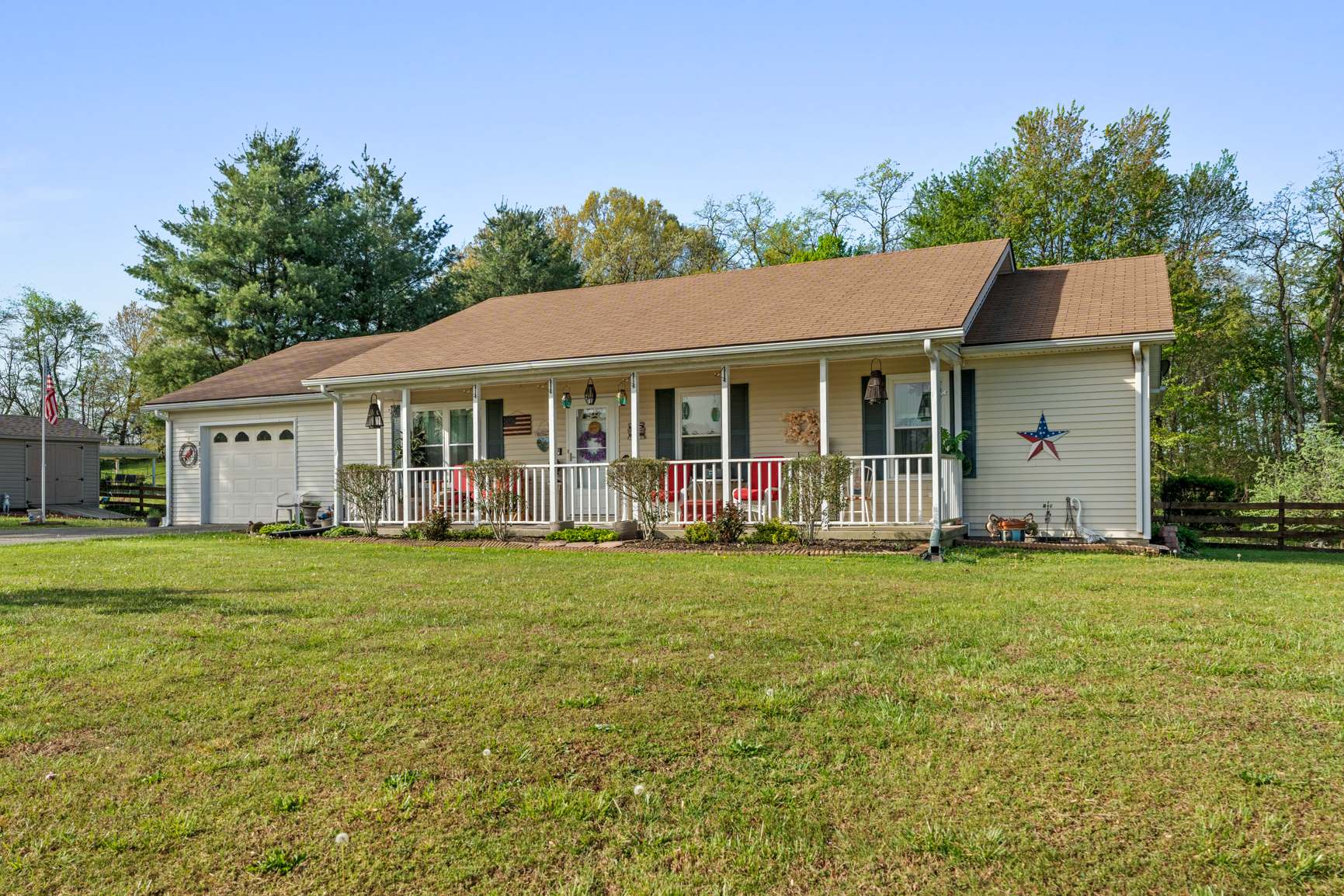 70 Cordie Ct, Ekron, KY 40117