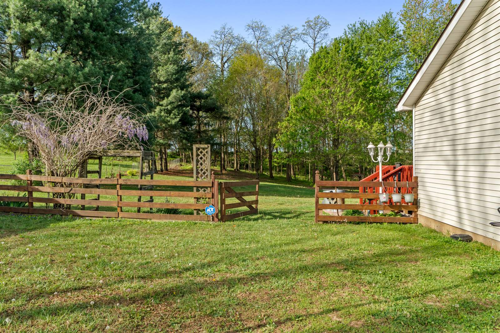 70 Cordie Ct, Ekron, KY 40117