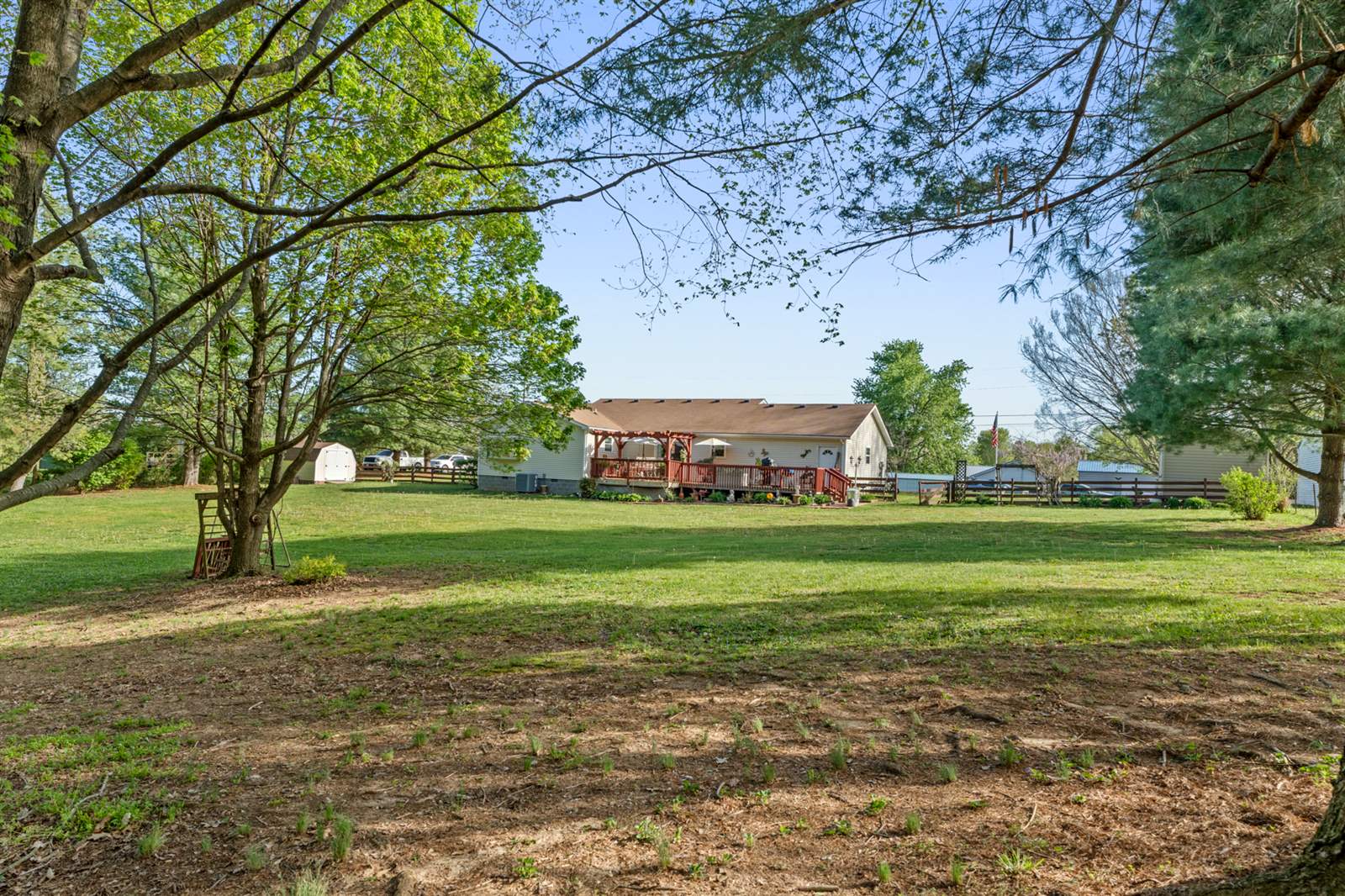 70 Cordie Ct, Ekron, KY 40117