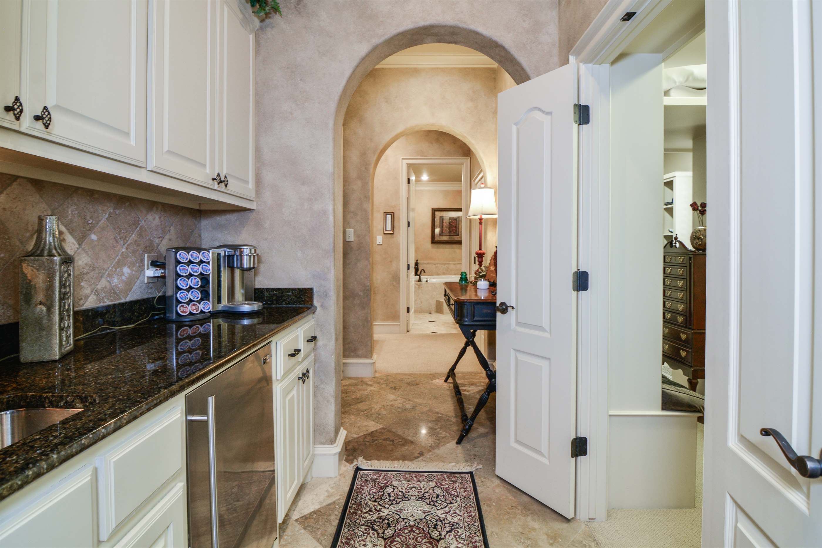 1106 N 14th Street, Wolfforth, TX 79382