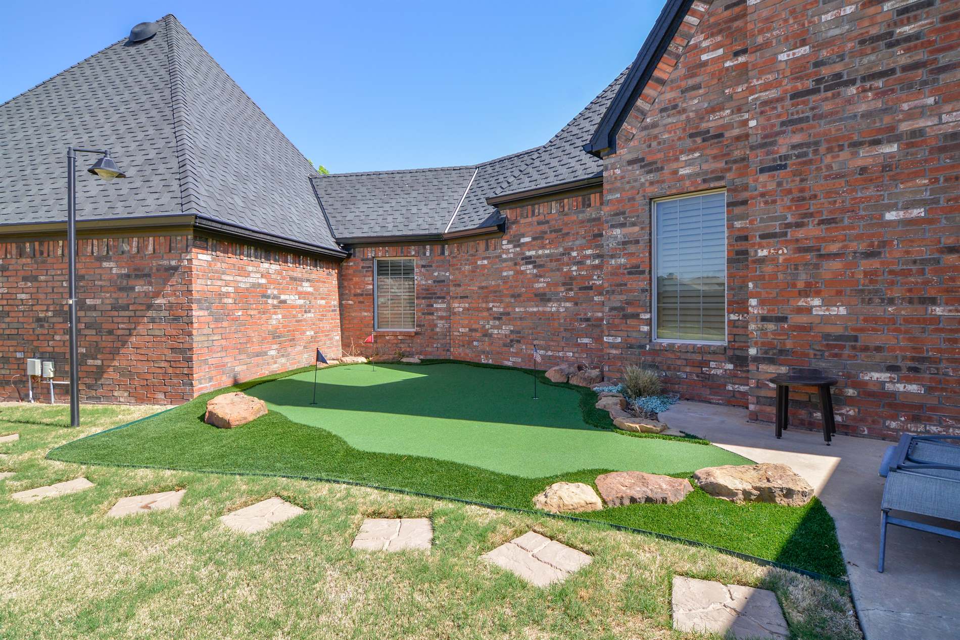 1106 N 14th Street, Wolfforth, TX 79382