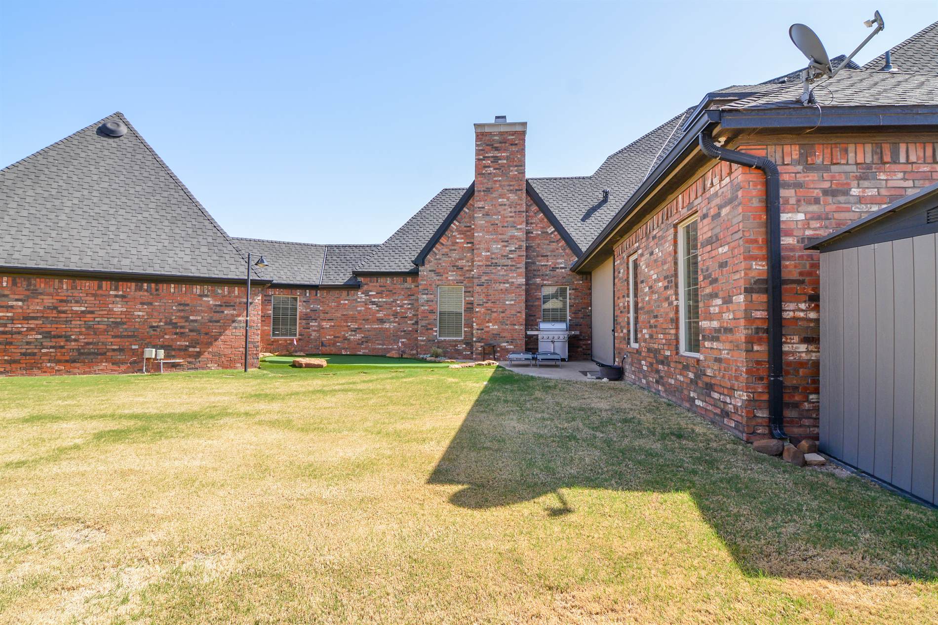 1106 N 14th Street, Wolfforth, TX 79382
