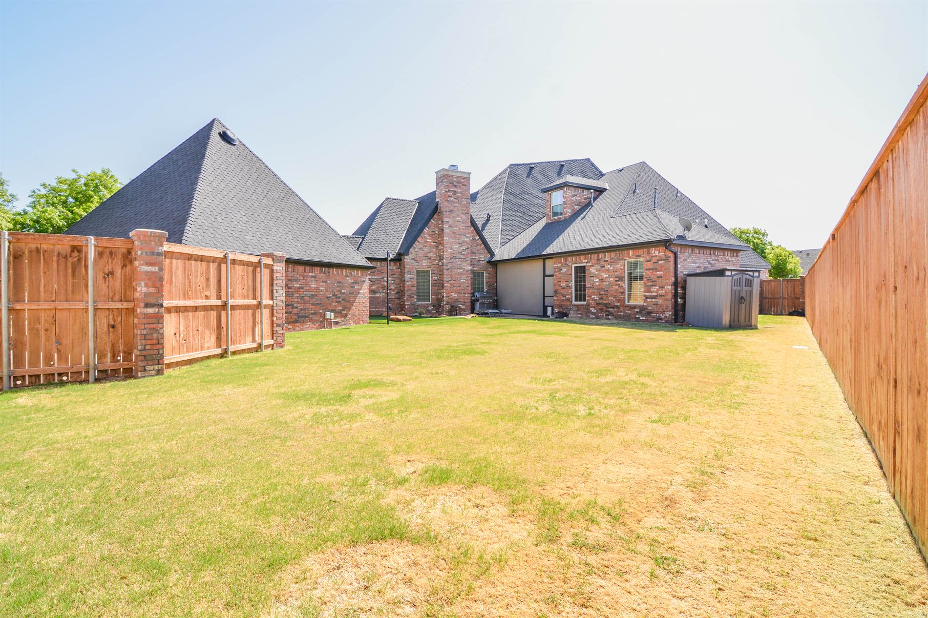 1106 N 14th Street, Wolfforth, TX 79382