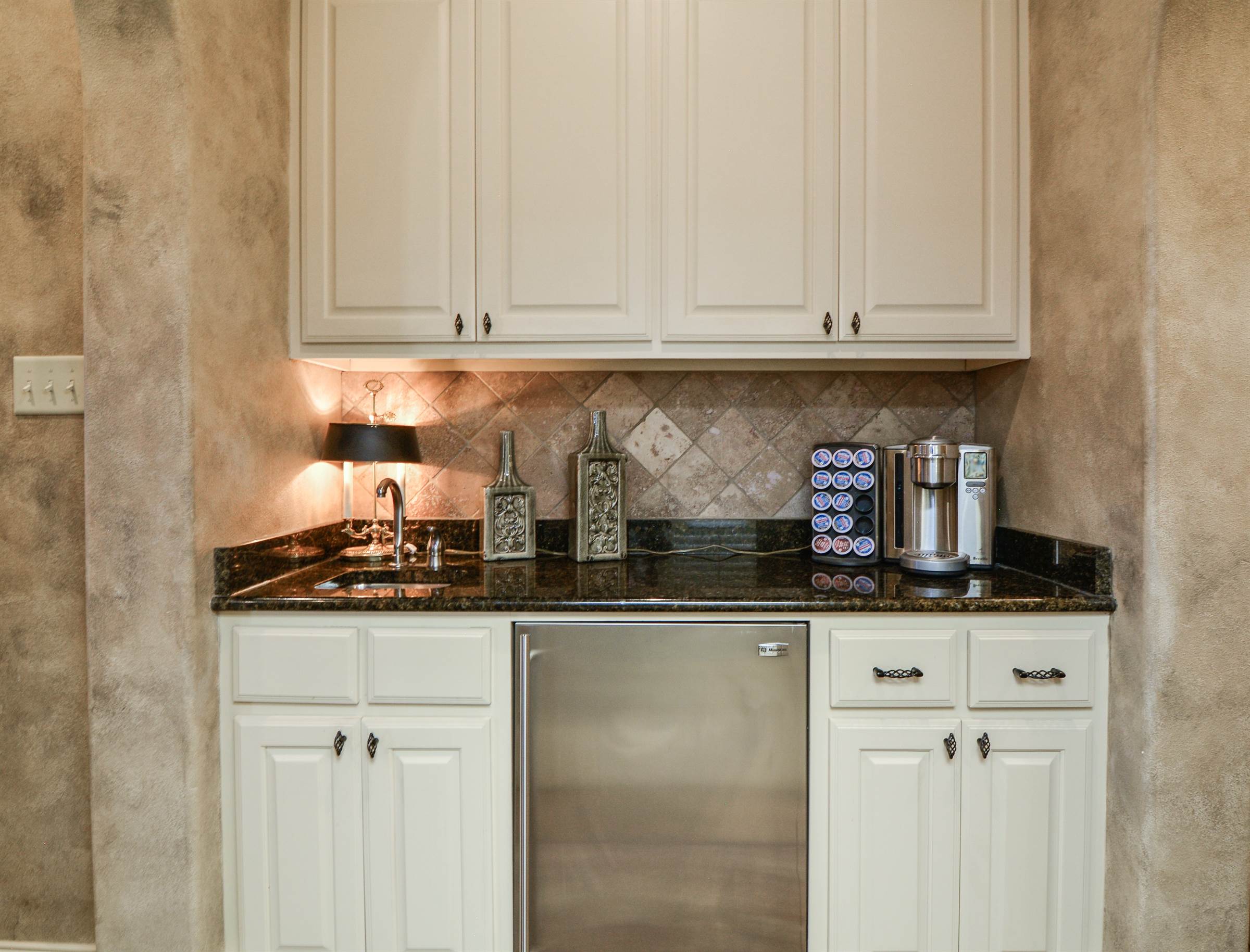 1106 N 14th Street, Wolfforth, TX 79382