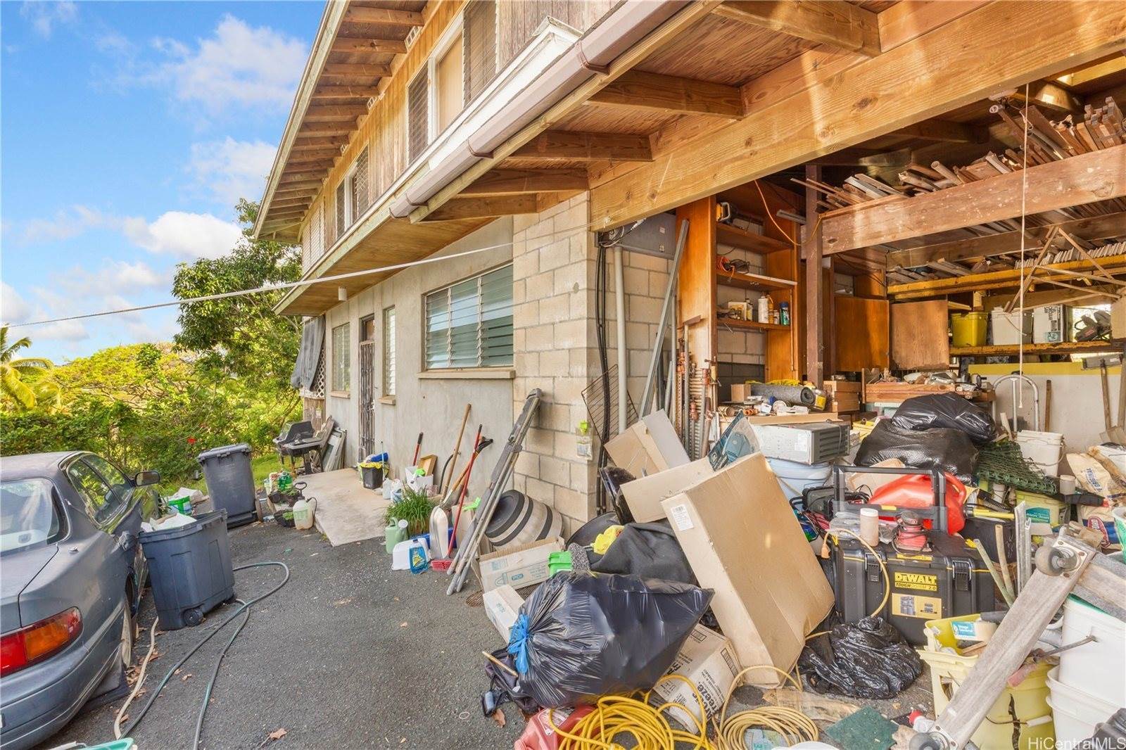 45-231 Kaneohe Bay Drive, Kaneohe, HI 96744