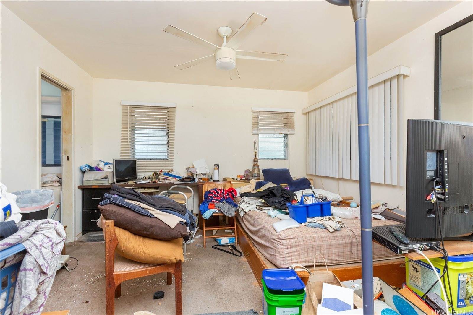 45-231 Kaneohe Bay Drive, Kaneohe, HI 96744