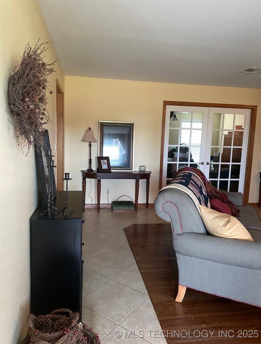 2284 East Roping Road, Atoka, OK 74525