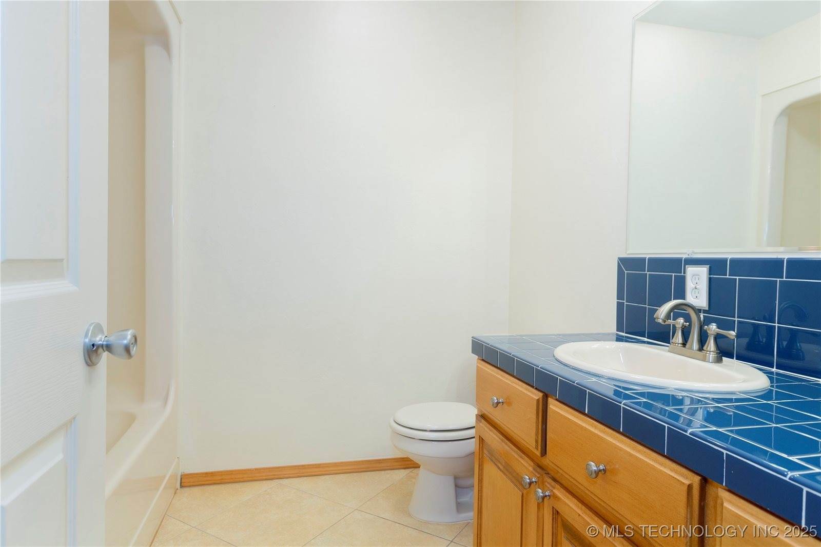 2284 East Roping Road, Atoka, OK 74525