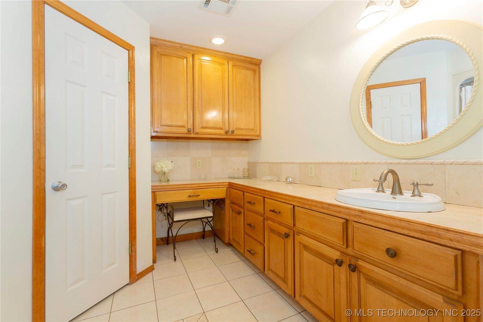 2284 East Roping Road, Atoka, OK 74525