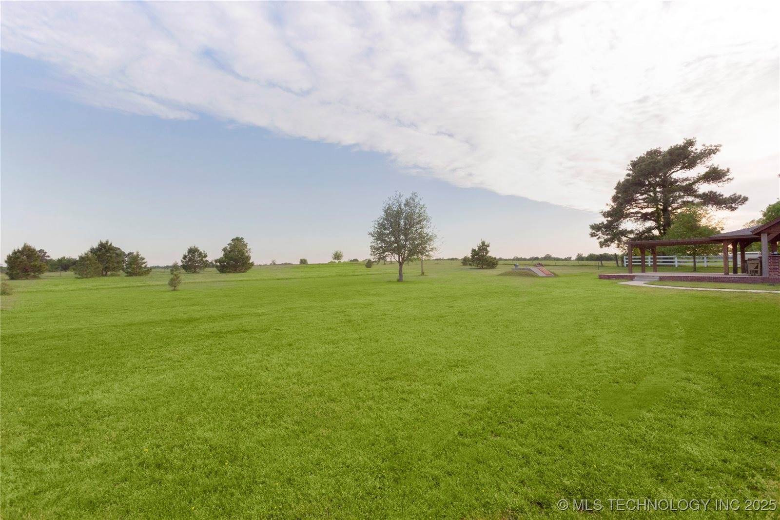 2284 East Roping Road, Atoka, OK 74525