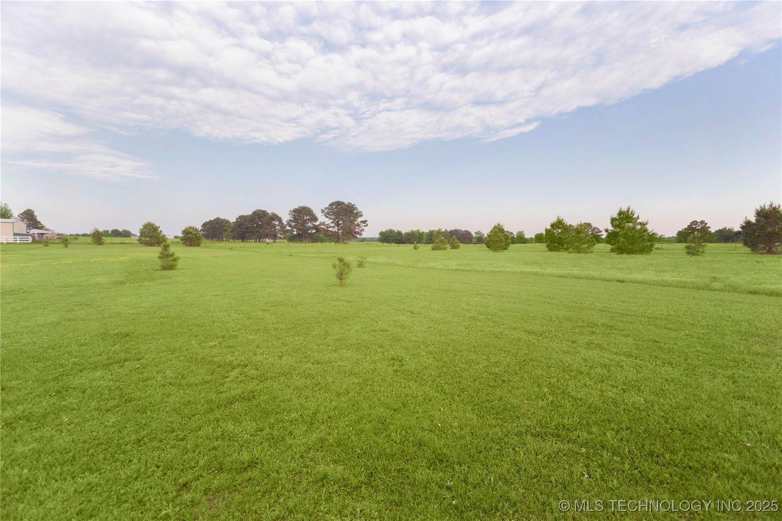 2284 East Roping Road, Atoka, OK 74525