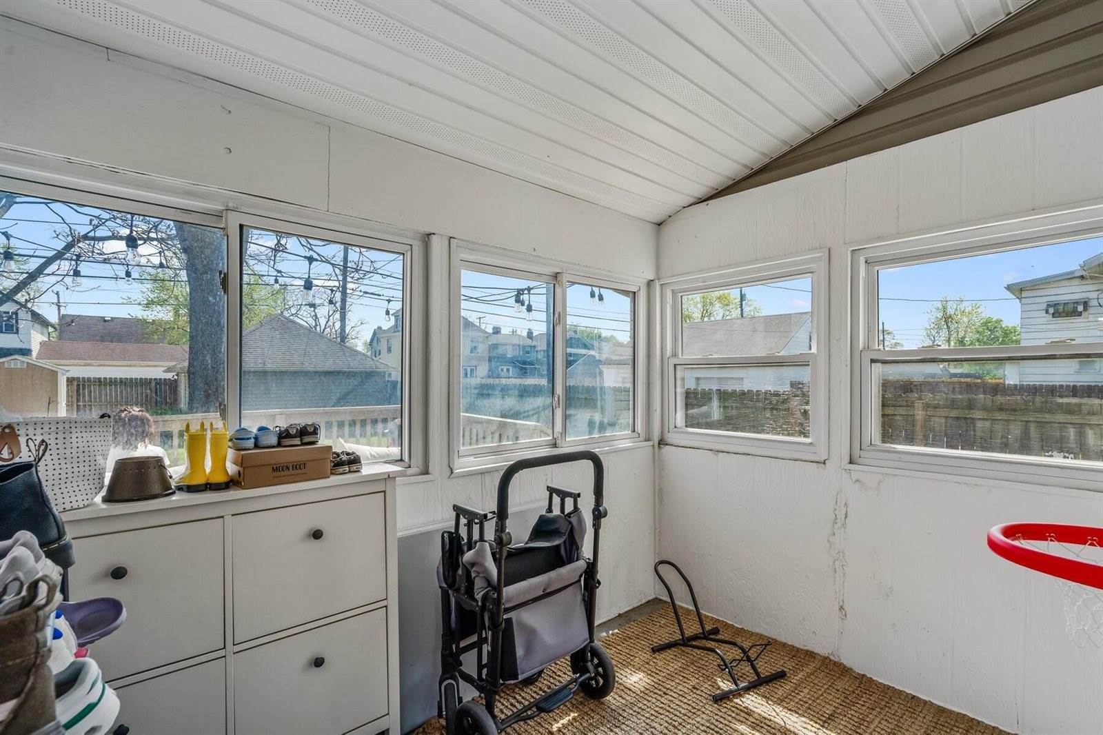 391 Sheldon Avenue, Columbus, OH 43207