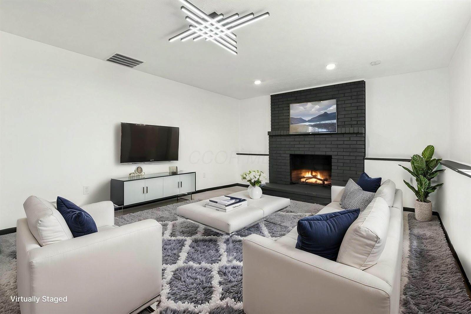 239 Chapelfield Road, Columbus, OH 43230