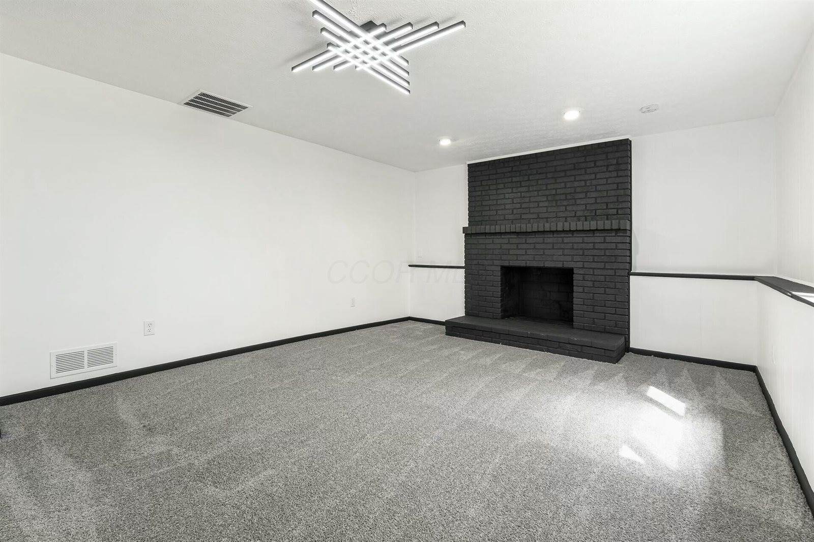 239 Chapelfield Road, Columbus, OH 43230