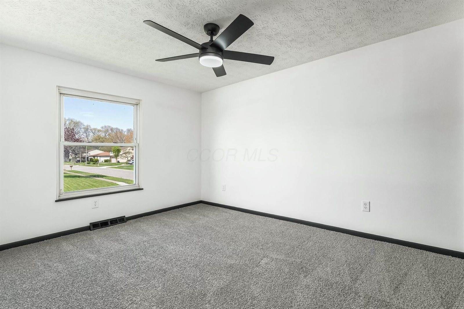 239 Chapelfield Road, Columbus, OH 43230