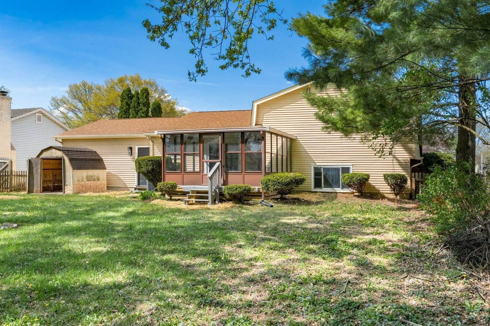 239 Chapelfield Road, Columbus, OH 43230