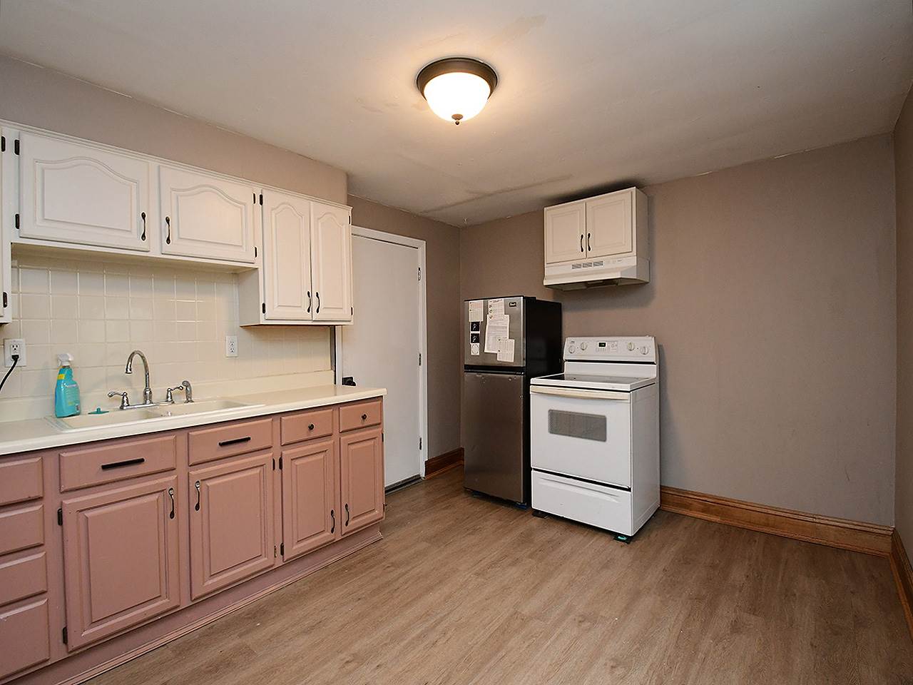 1424 South 18 Street, Omaha, NE 68108