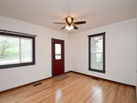 1424 South 18 Street, Omaha, NE 68108