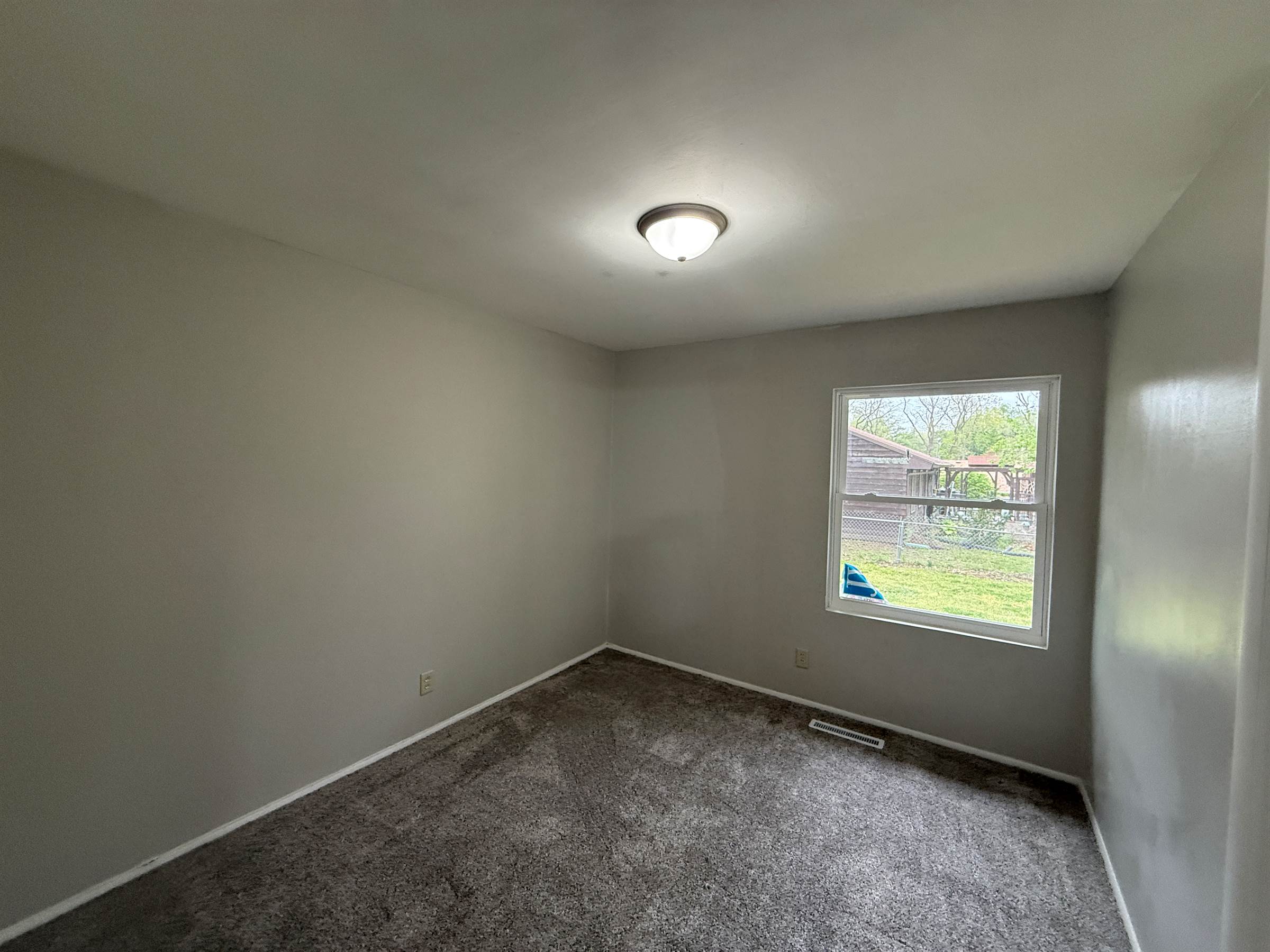 4212 SW 28th TER, Topeka, KS 66611