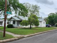 1432 South Martinson St, Wichita, KS 67213