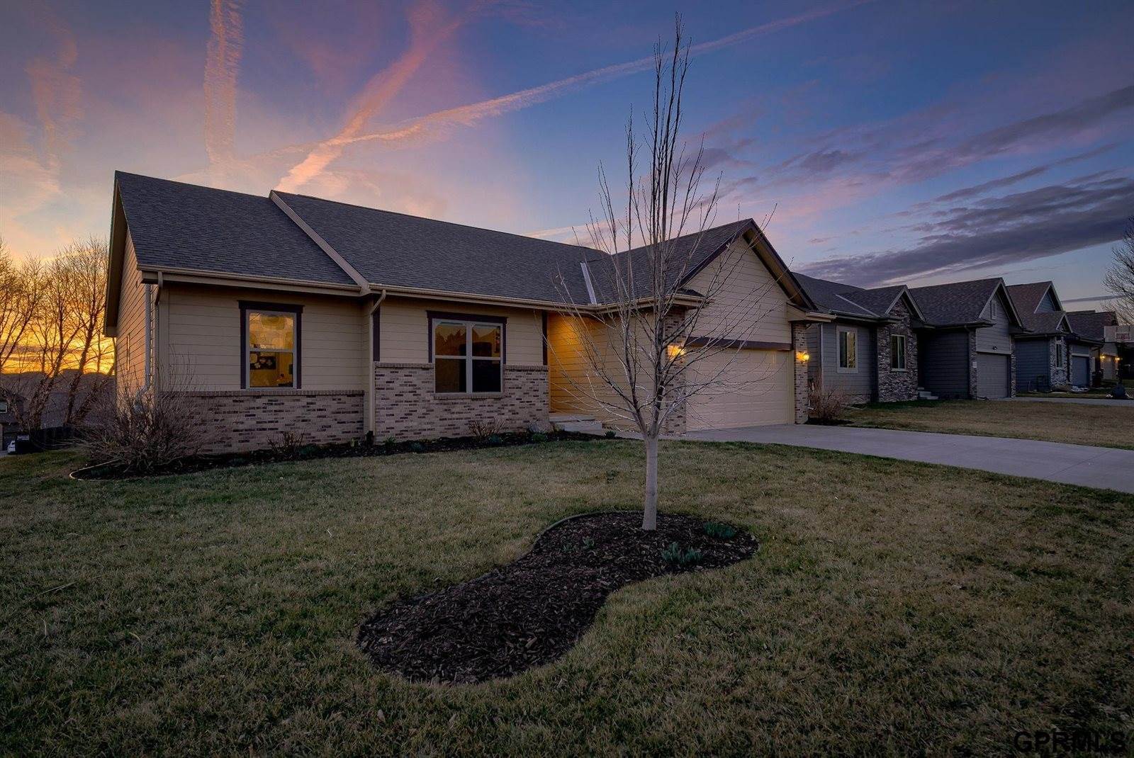 6104 South 193 Street, Omaha, NE 68135