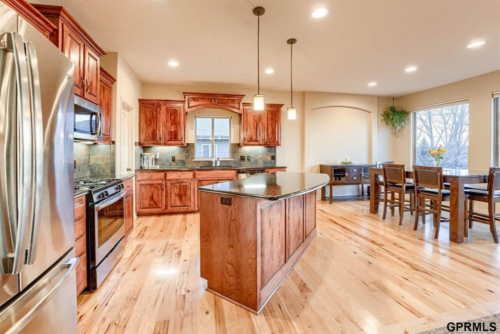 6104 South 193 Street, Omaha, NE 68135