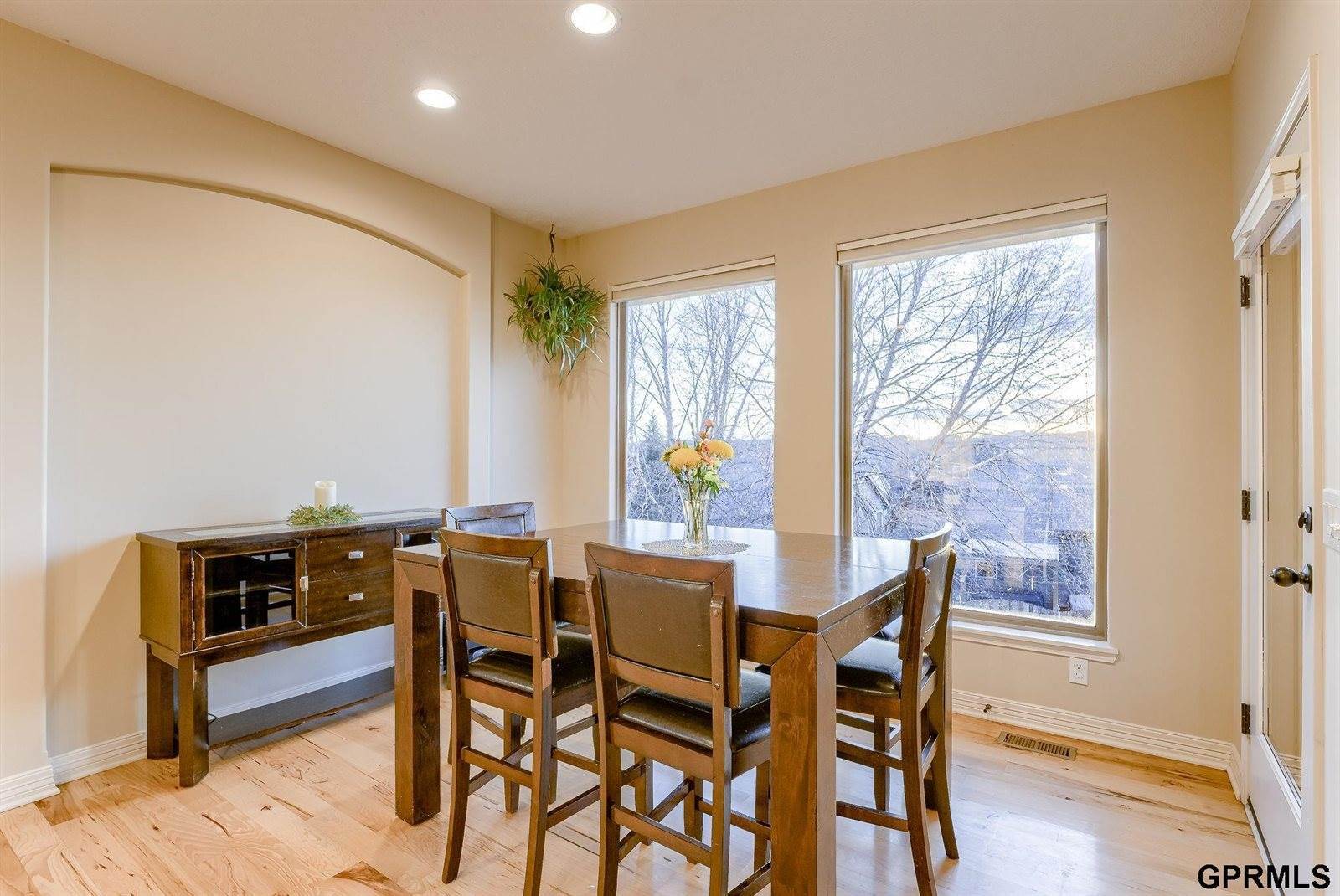 6104 South 193 Street, Omaha, NE 68135