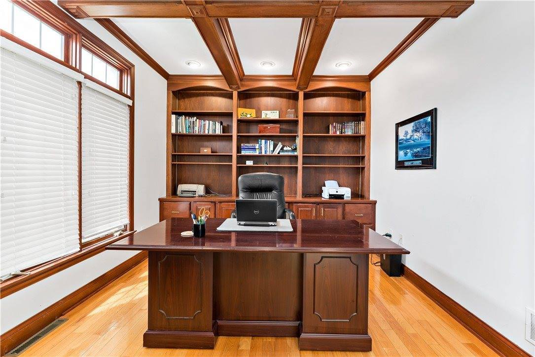 137 Bittersweet Circle, Peters Township, PA 15367