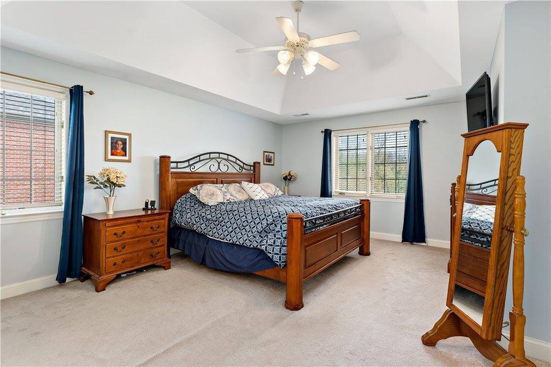 137 Bittersweet Circle, Peters Township, PA 15367