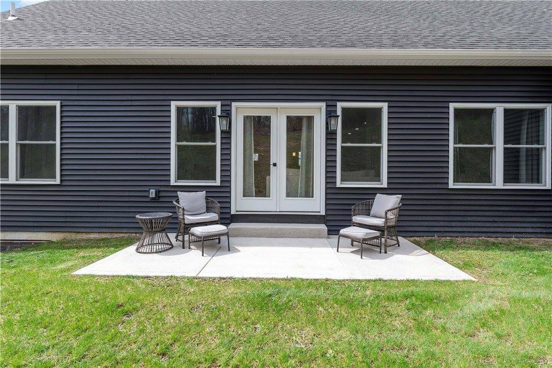 300 Timberline Dr, North Franklin Township, PA 15301