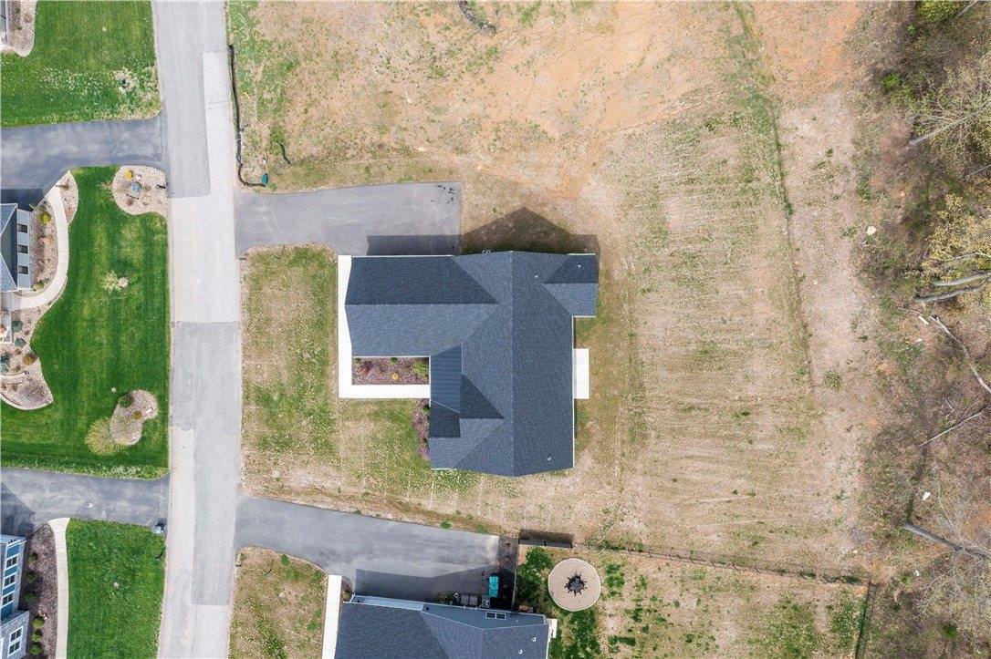 300 Timberline Dr, North Franklin Township, PA 15301