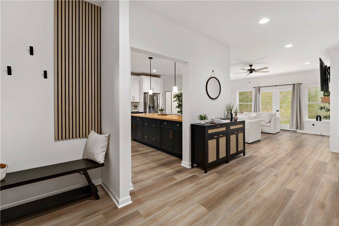 300 Timberline Dr, North Franklin Township, PA 15301