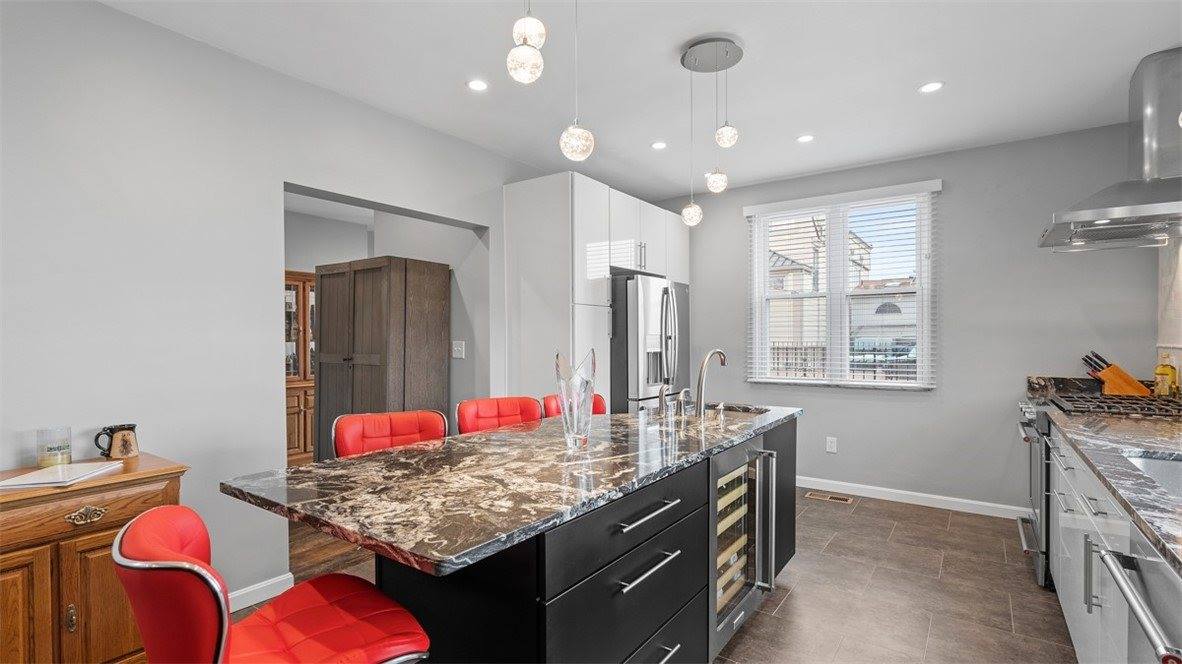 347 Bailey Ave, Mt Washington, PA 15211