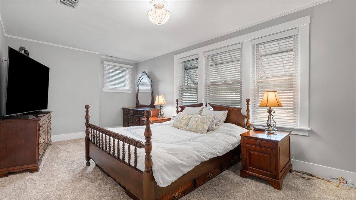 347 Bailey Ave, Mt Washington, PA 15211