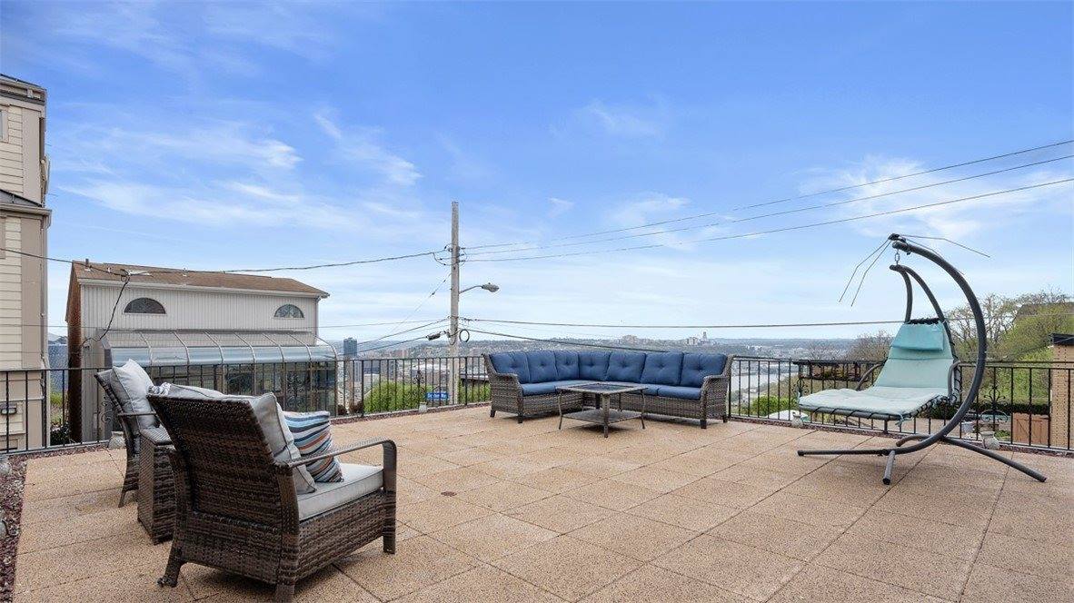 347 Bailey Ave, Mt Washington, PA 15211