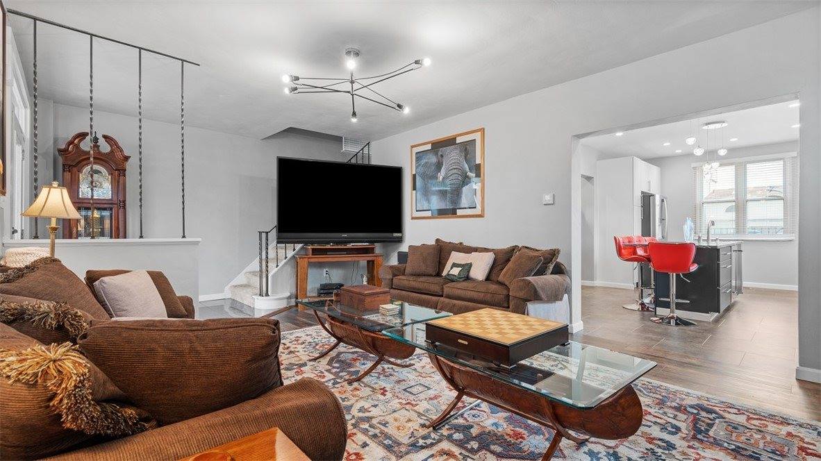 347 Bailey Ave, Mt Washington, PA 15211