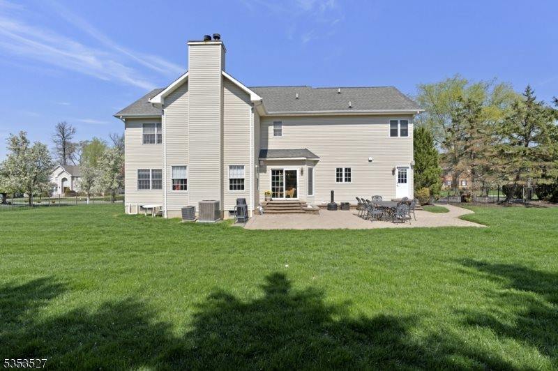 41 Briarwood Drive East, Warren Township, NJ 07059