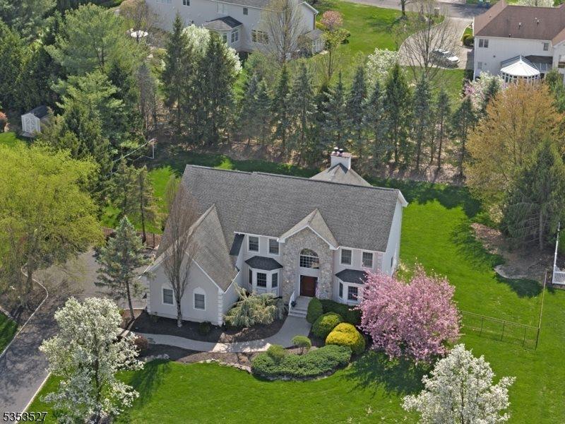 41 Briarwood Drive East, Warren Township, NJ 07059